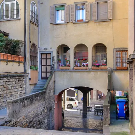 Near Funicolar Alta Design House 1 * Bergamo