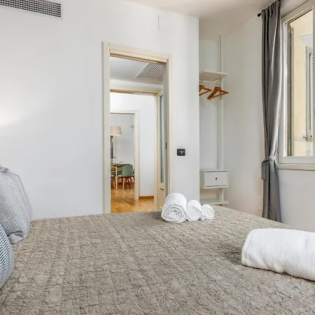 Near Funicolar Alta Design House 1 *