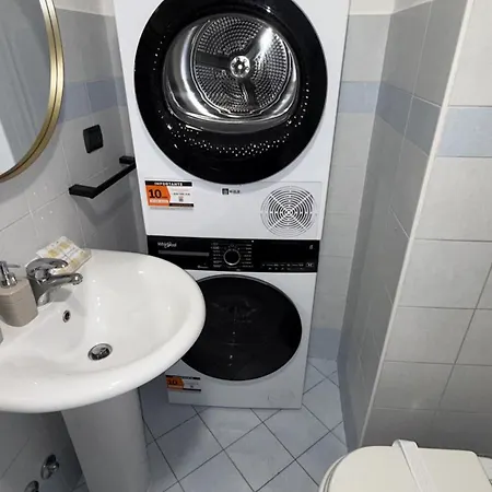 - Near Funicolar - Alta Design House 1 *