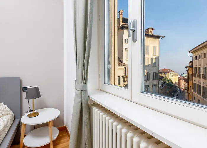 דירה - Near Funicolar - Alta Design House 1 ברגמו