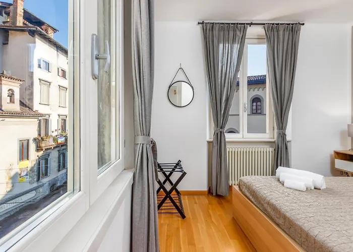 - Near Funicolar - Alta Design House 1 Lägenhet Bergamo